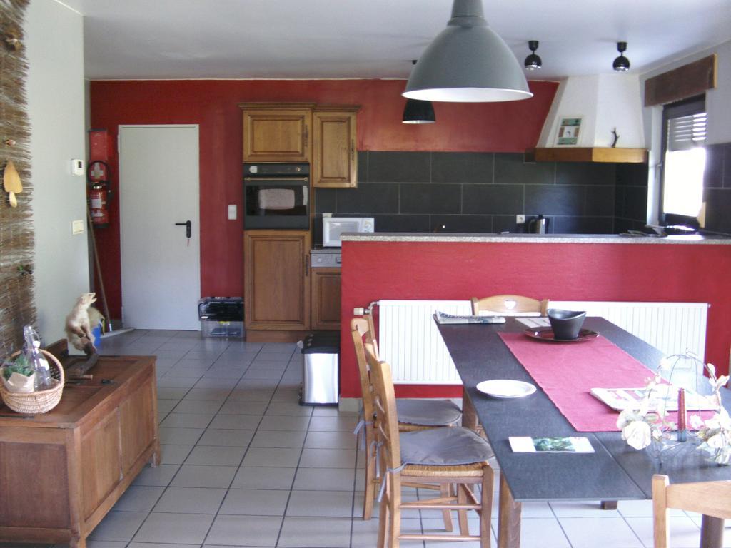 Gite Les Framboisiers Neufchateau Room photo